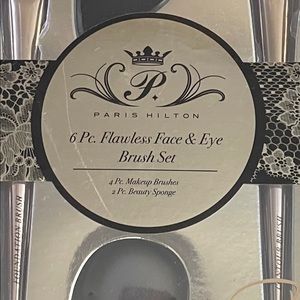 Paris Hilton makeup  Eye and Brush  Set